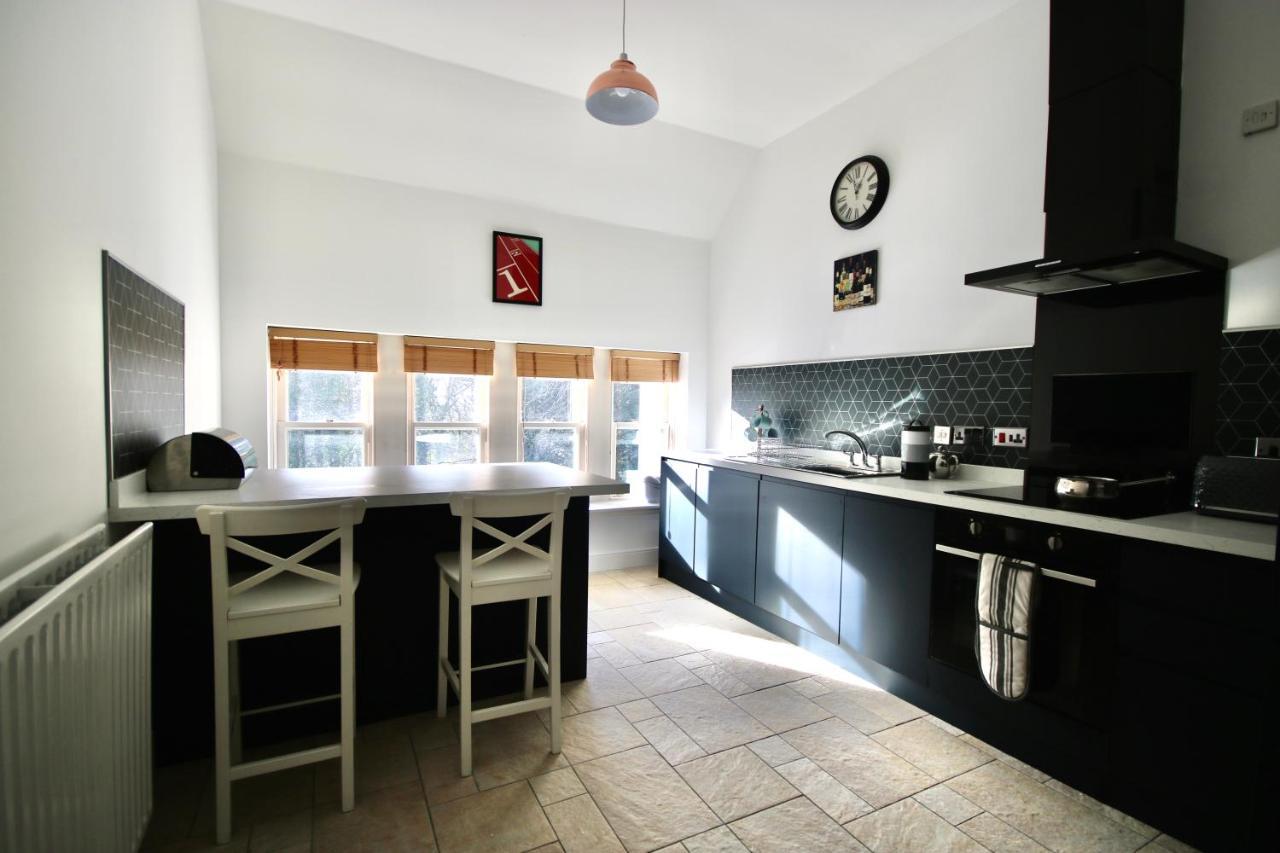 Serviced Accommodation Moray - Lesmurdie House Элгин Экстерьер фото